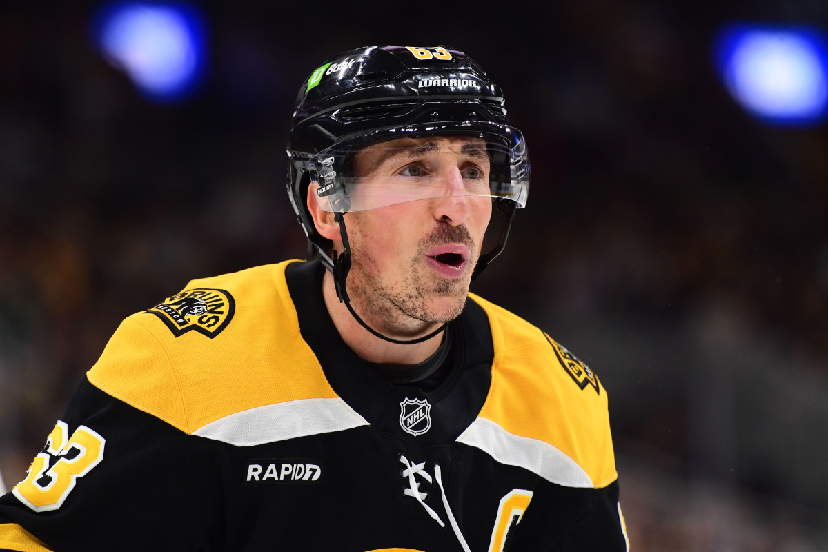 Breaking: Veteran Star Brad Marchand Turns Down $200 Million Offer with No Bonuses from Chicago Blackhawks — “My Loyalty Is to the Boston Bruins”