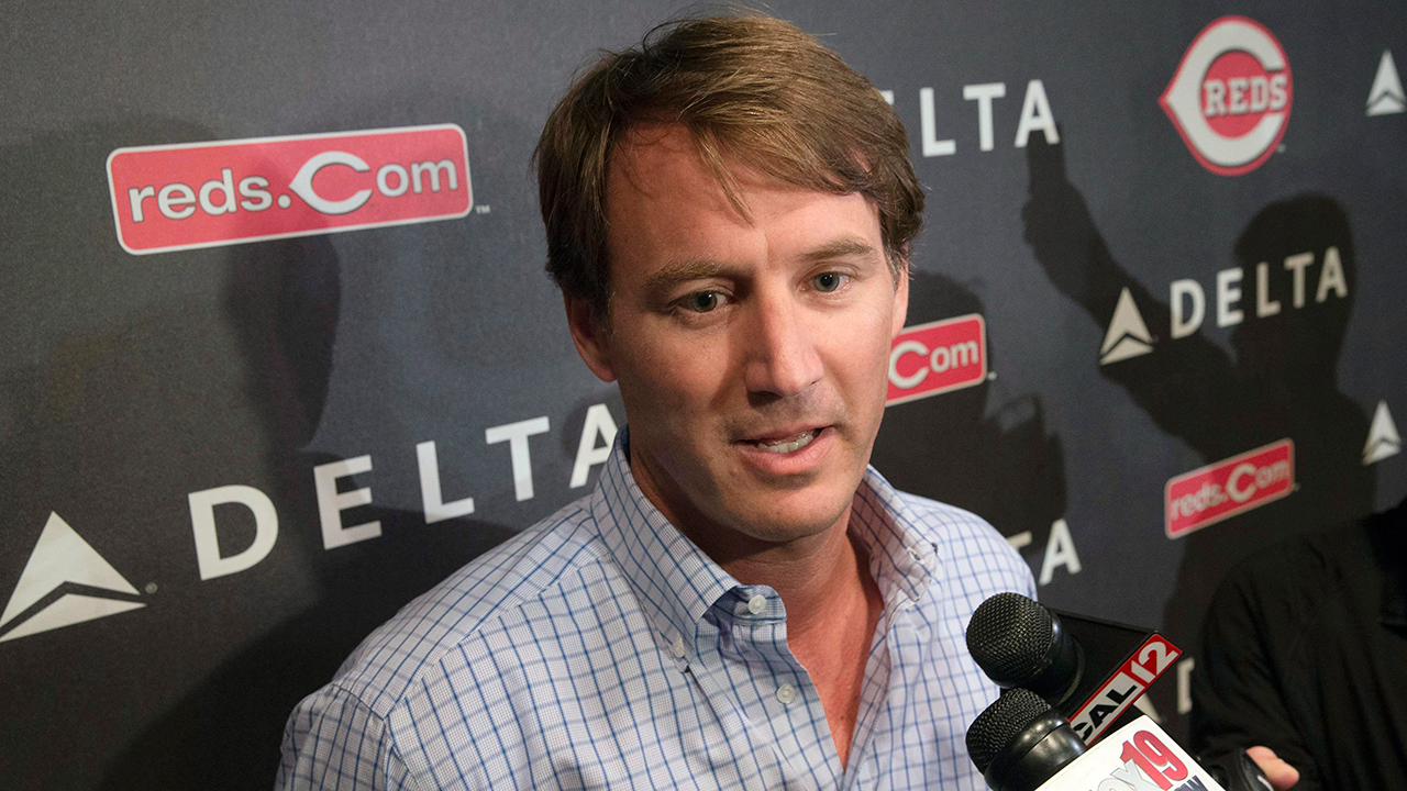 JUST IN: Reds GM Nick Krall Shocks Fans with Major Call on Veteran Standout