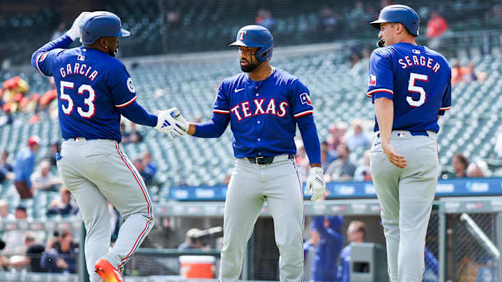 Rangers Secure Veteran Catcher With Blue Jays, Red Sox, and Rays Experience in $14.5 Million Deal