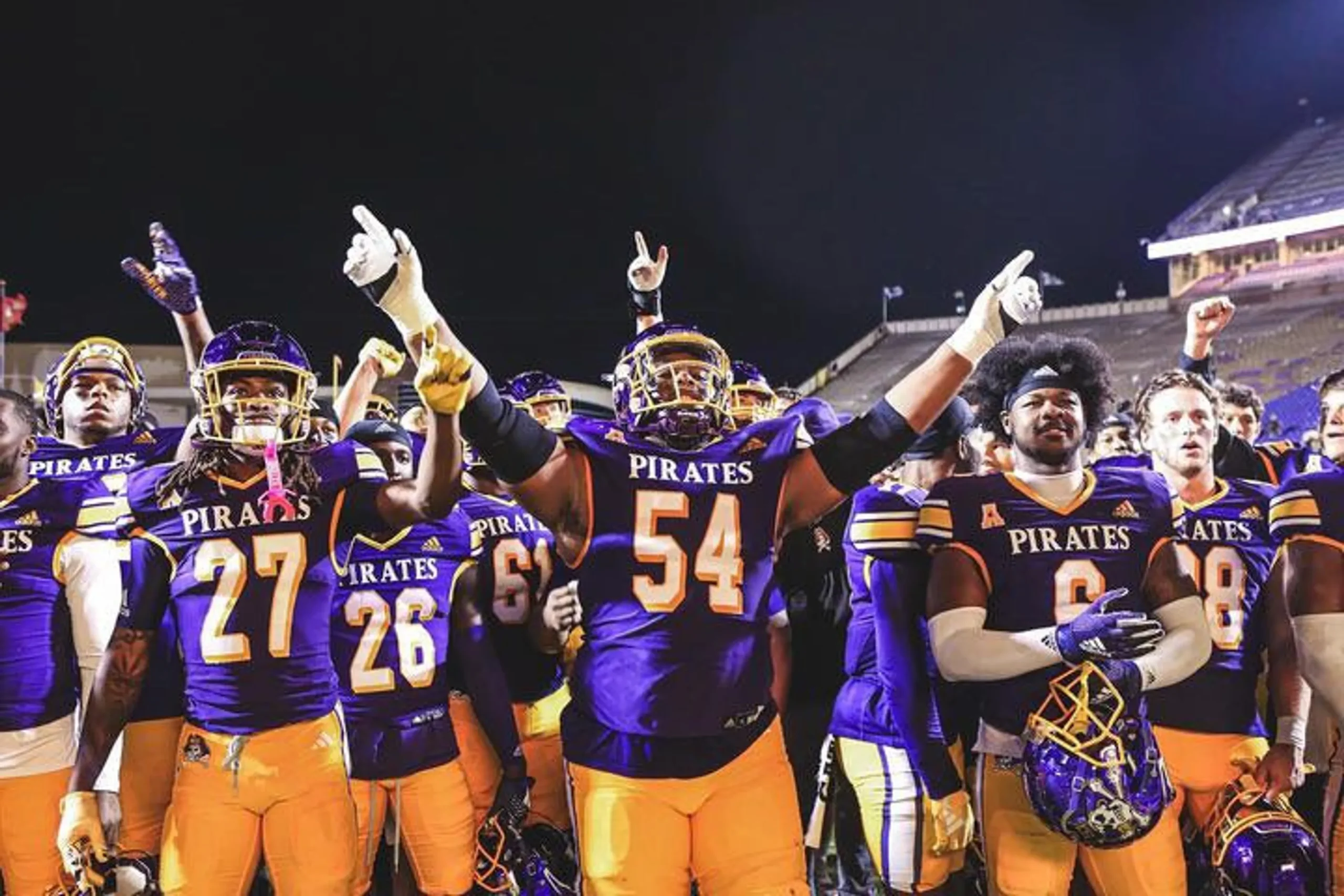 🏈 ECU Secures Miami Four-Star WR, Adding Power Five Experience and Explosive Playmaking