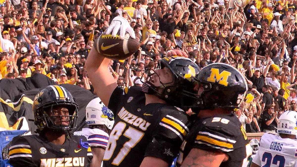 MAJOR-BOOST: Tigers address huge area of need with first transfer portal commitment of 2026