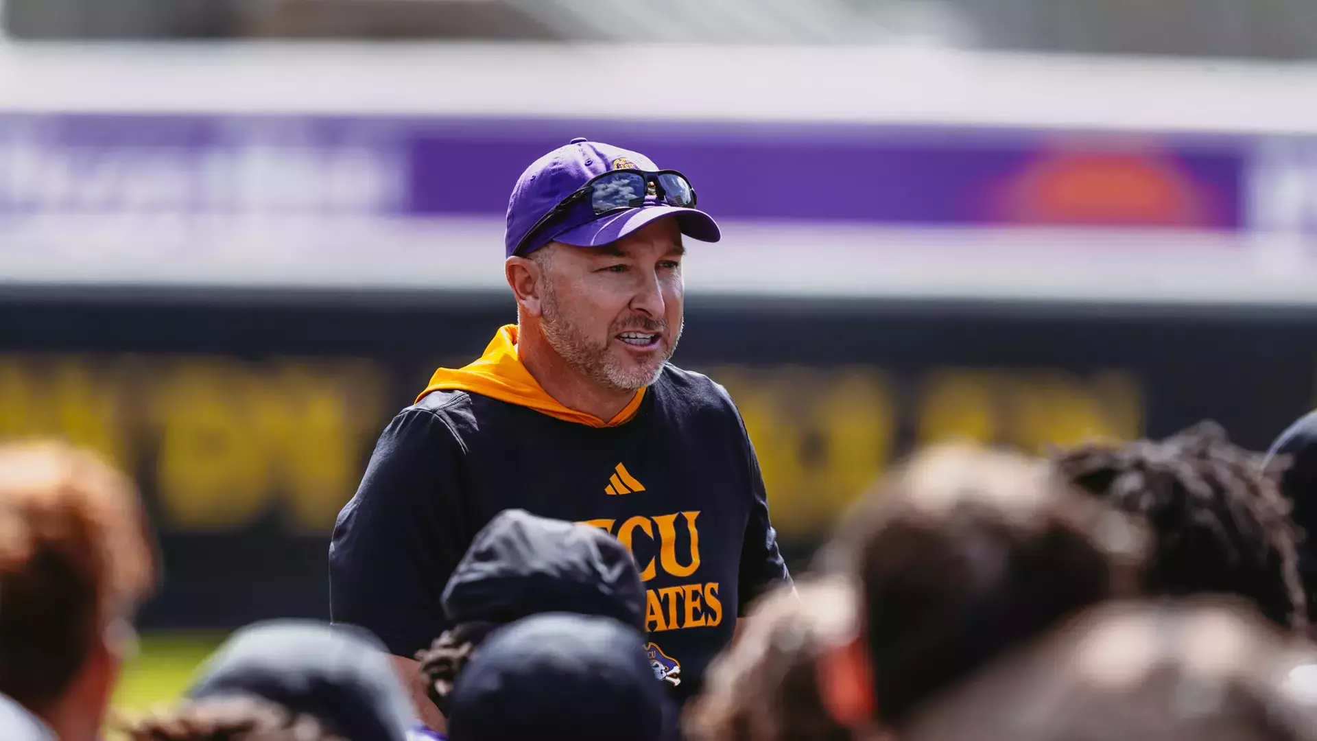 BREAKING: Pirates’ Blake Harrell Linked to Duke 5-Star WR to Bolster Offense Following Transfer Portal Move