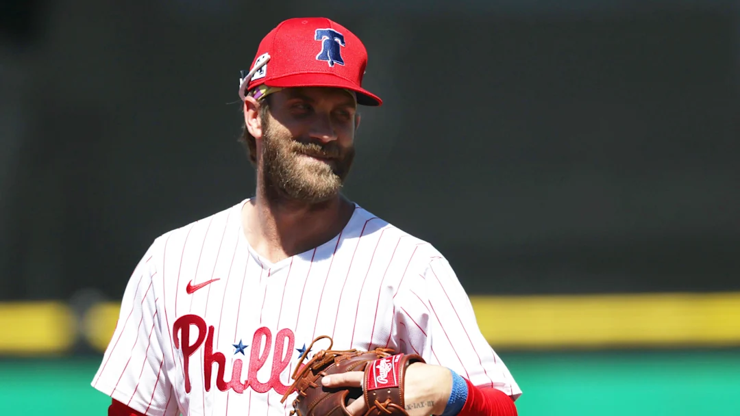 Unexpected: Bryce Harper Fires Back As He Leaves Messages at Phillies GM’s Critical Comments