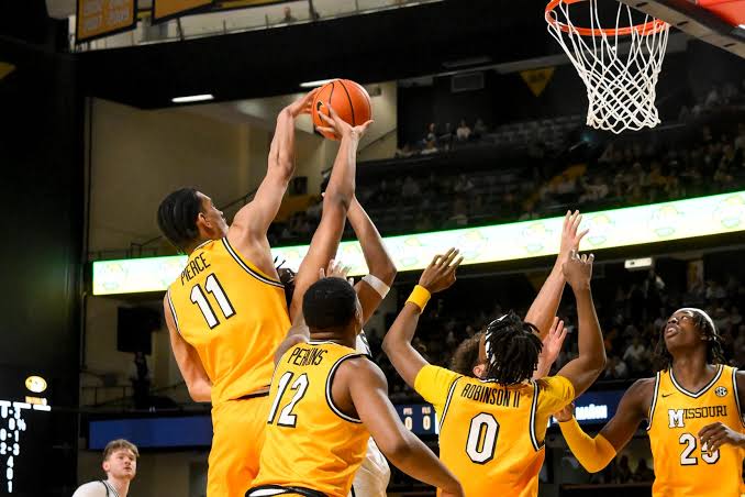 Men’s Basketball: Missouri Stuns College Hoops With Massive Transfer Coup, Landing Dominant Rebounding Machine to Completely Overhaul Its Frontcourt and Ignite Next Season Expectations