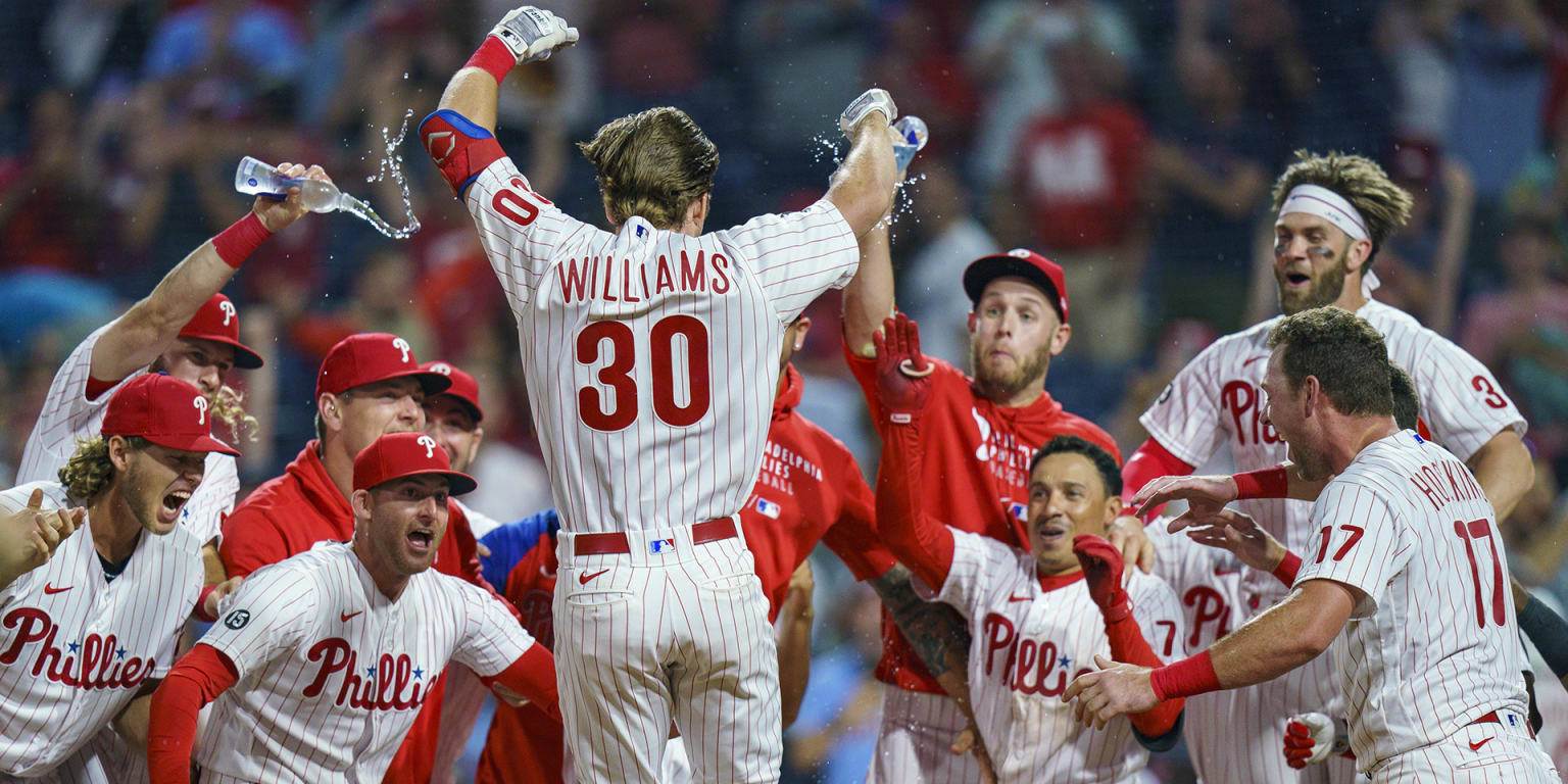 Now Breaking: Braves pull off a shocking move by signing a 29-year-old key outfielder away from the Phillies in a deal that could shake up the division race.