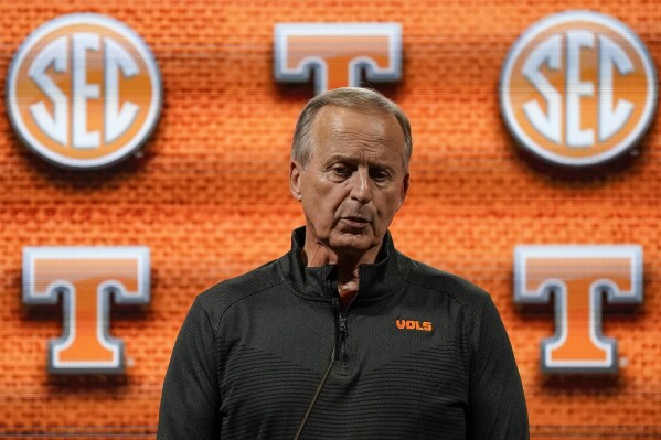 Major Setback: Tennessee suffers another frustrating recruiting setback as Vols Rick Barnes miss out on key offseason target again