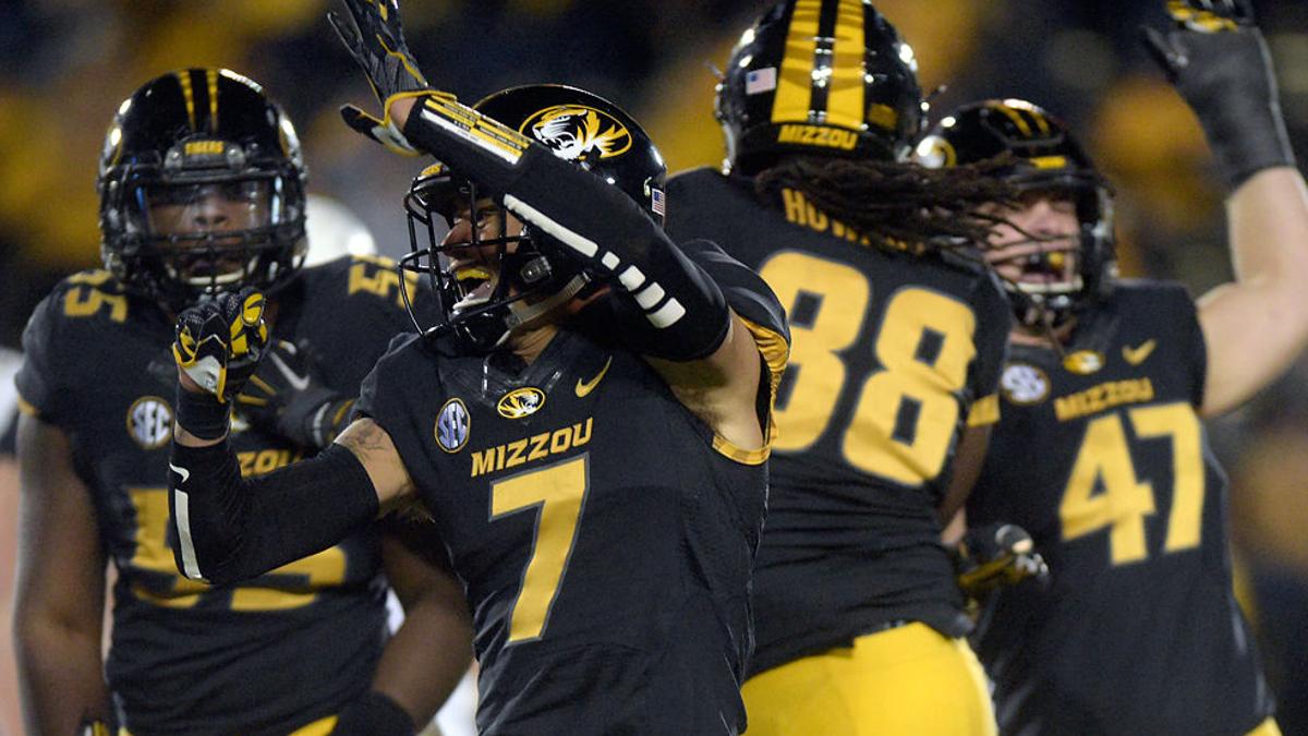 Stunning Turn of Events: What Happened? Missouri Football Hit With Stunning Roster Bombshell as Another Elite Freshman Suddenly Disappears From Team