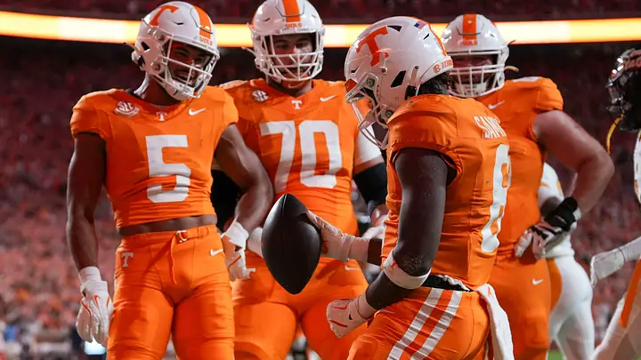 Recruiting Setback: Ohio State Pulls Ahead in Fierce Recruiting Battle as Five-Star Running Back Slips Away from Tennessee in Shocking Twist
