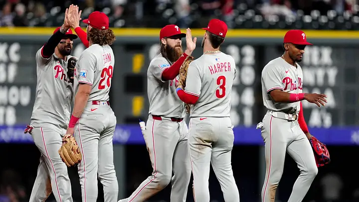 Aggressive Roster Shuffle: Pittsburgh Pirates Pull Off Sneaky Roster Move, Snatching Another Philadelphia Phillies Reliever in a Deal That Raises Eyebrows and Sparks Talk Around the League