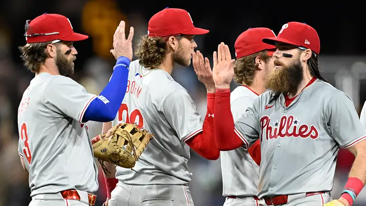 Latest MLB Development: “Phillies Reignite Long-Standing Pursuit and Land Padres’ Key Player—San Diego Shocks Fans by Making Him Available Just Before the Trade Deadline!”