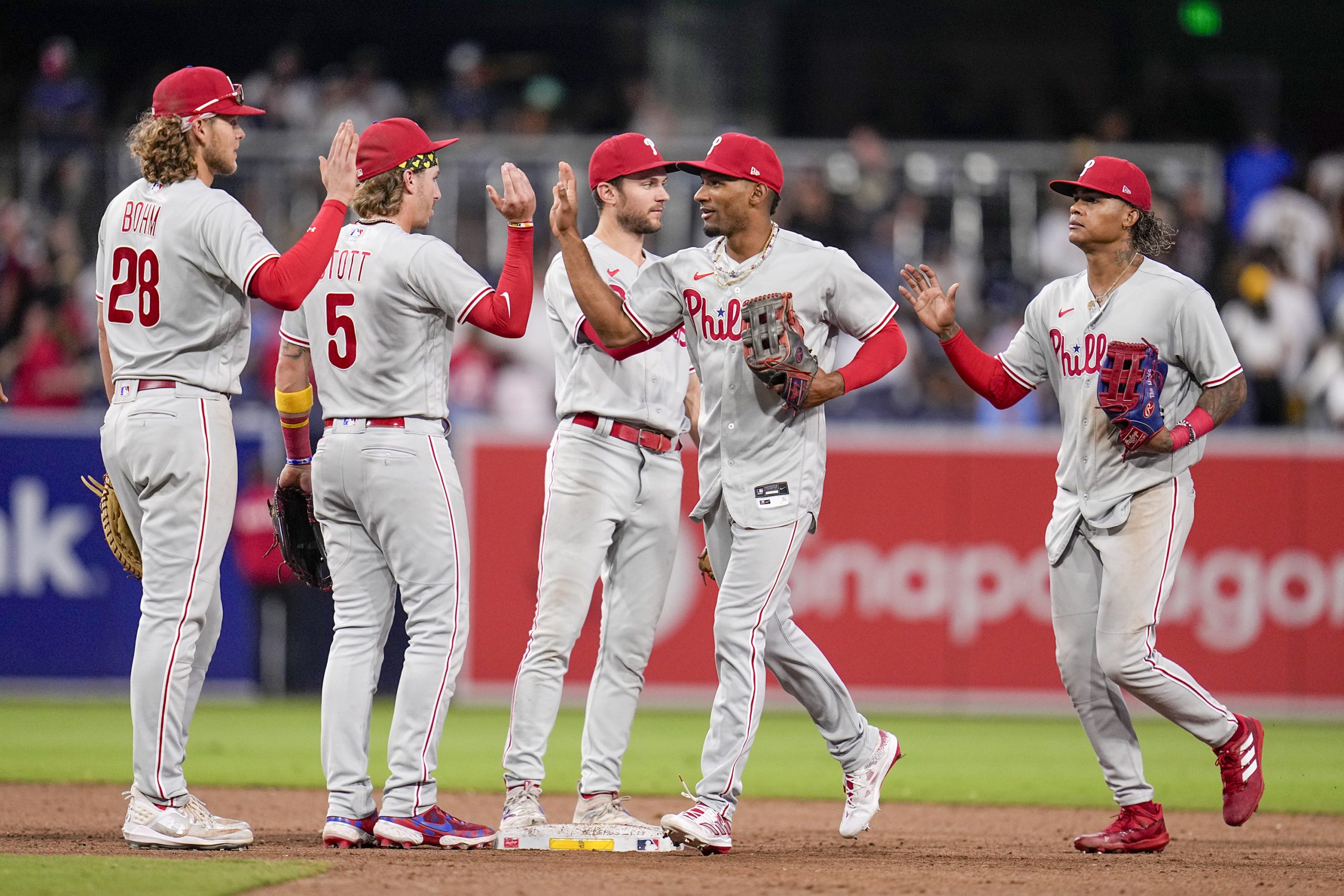 Phillies Strikes Again: “Phillies Already Locked In on Their Biggest Trade Deadline Need—Thanks to a Surprising Move Involving a Key Marlins Player!”